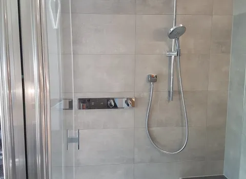 Referenzbild Komplettbad-Modernisierung Projekt 1.1