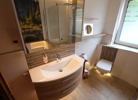 Referenzbild Komplettbad-Modernisierung Projekt 4.2