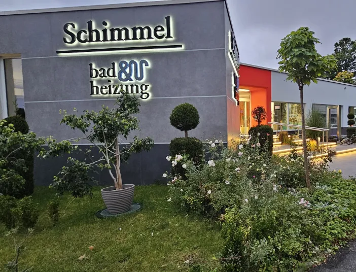 Schimmel_Außenansicht_Firmengebäude